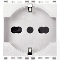 20210.B | 2P+E 16A universal outlet white