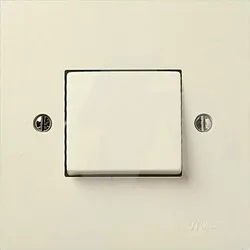 06200 | 1P 10AX 1-way switch ivory