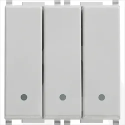 14007.SL | Three1P 20AX 2-way switches Silver